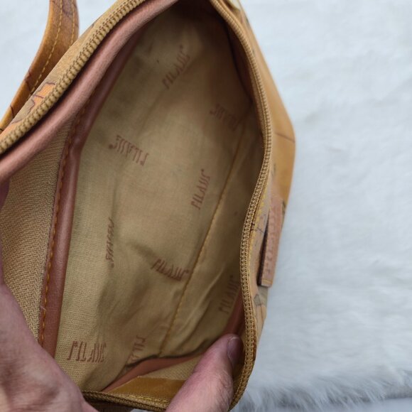 Alviero Prima Classe Geo Classic Waist Bag - Picture 5 of 10